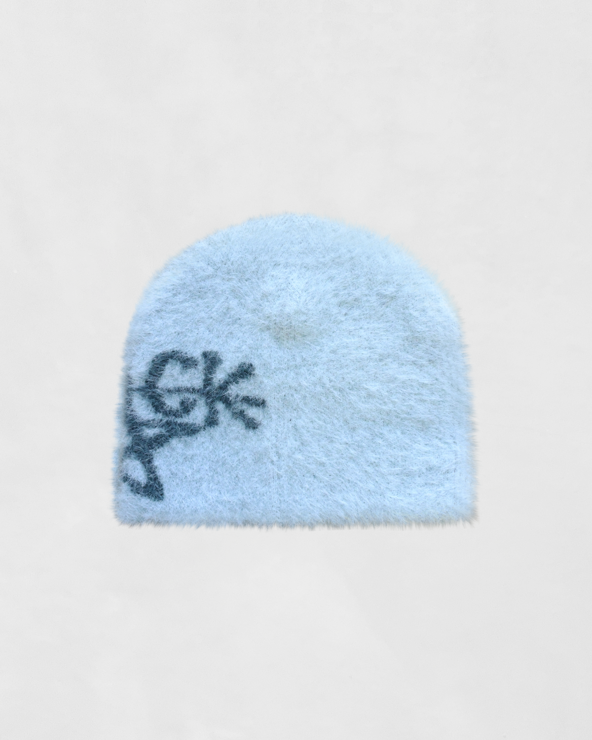 BLACK STAR BEANIE