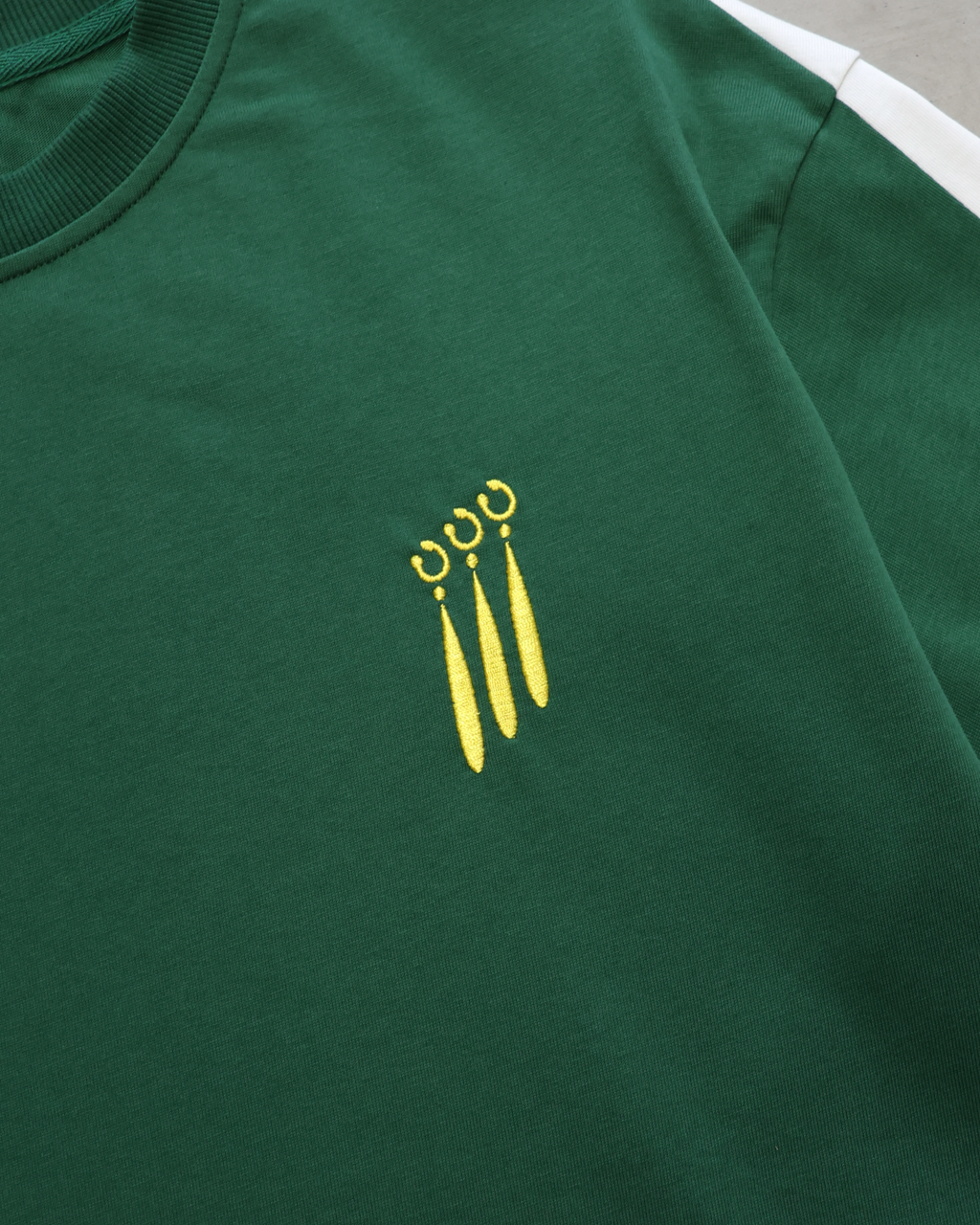 PIRATE HUNTER TEE